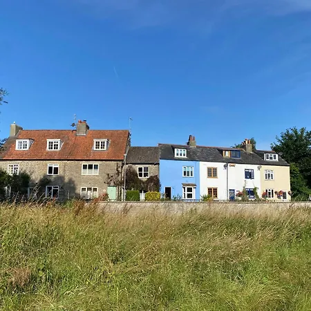 Cosy Cottage In Bridport Centre Exterior photo
